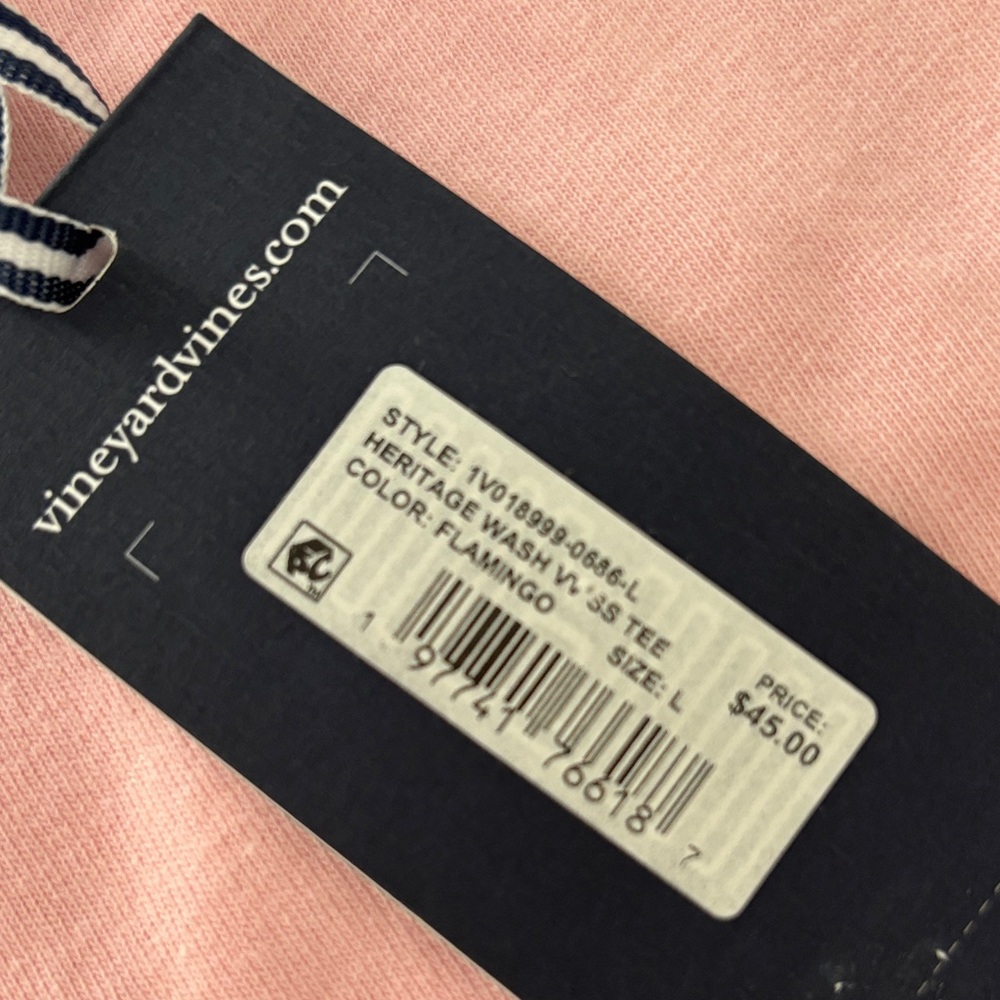 Vineyard Vines Pink Tee with Navy Logo-Firm price - Picture 6 of 6